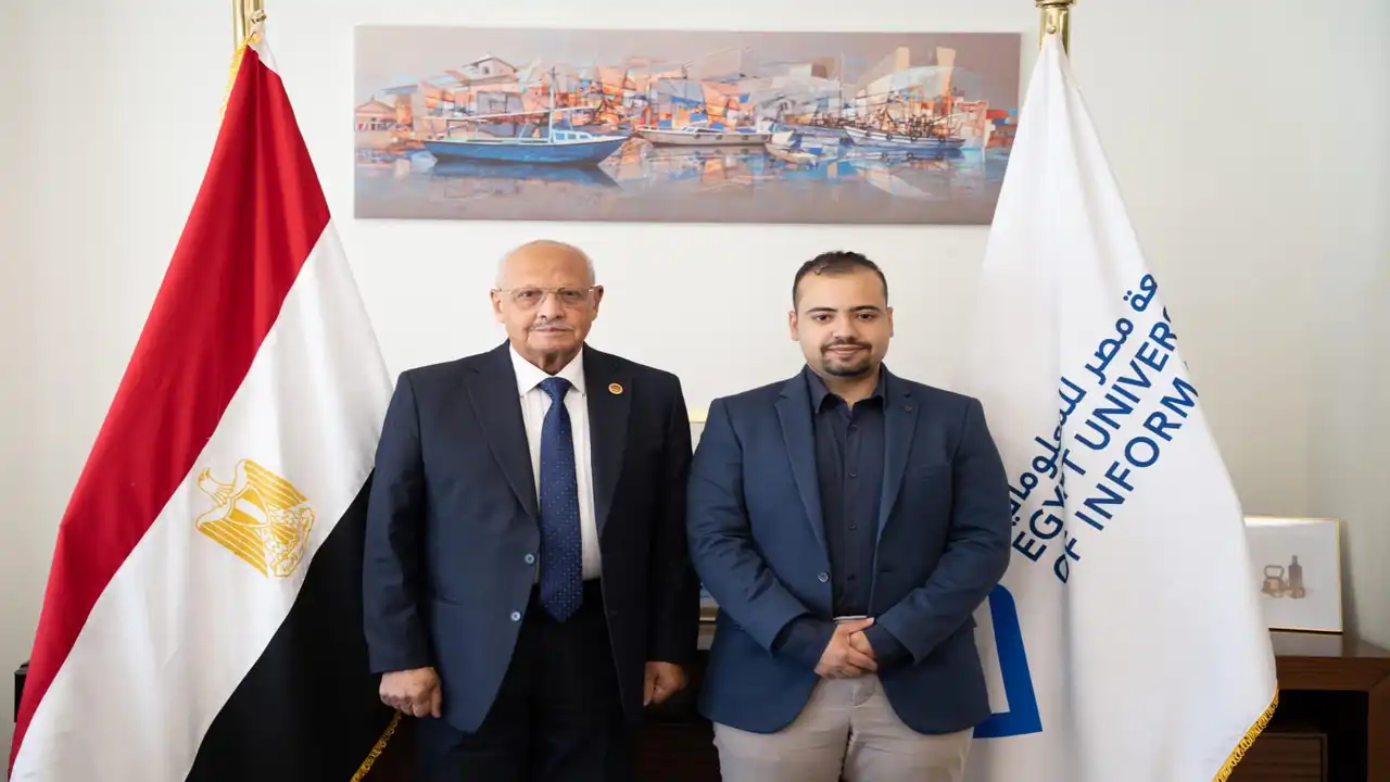 طالب يبتكر تطبيق ScribeMe لتقديم خدمات مساعدة مبتكرة لأصحاب الإعاقة البصرية